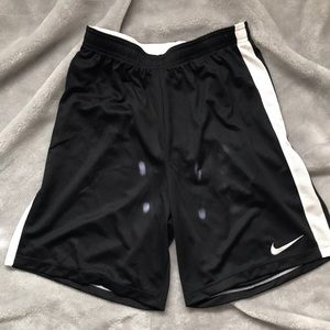 NWT Nike Drifit Black sz XL